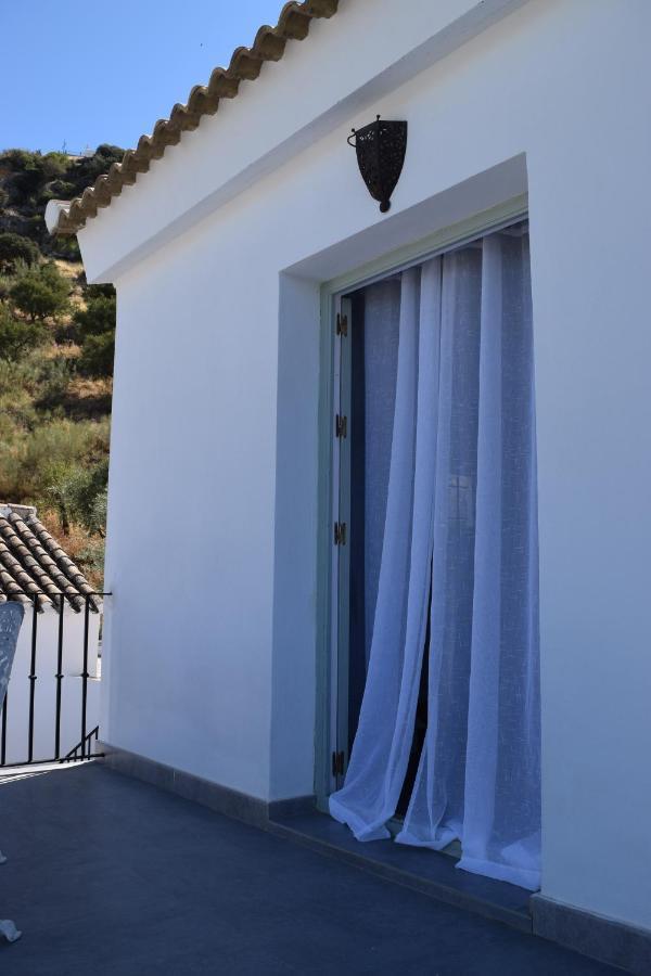 Hotel La Pluma Iznájar Exteriér fotografie