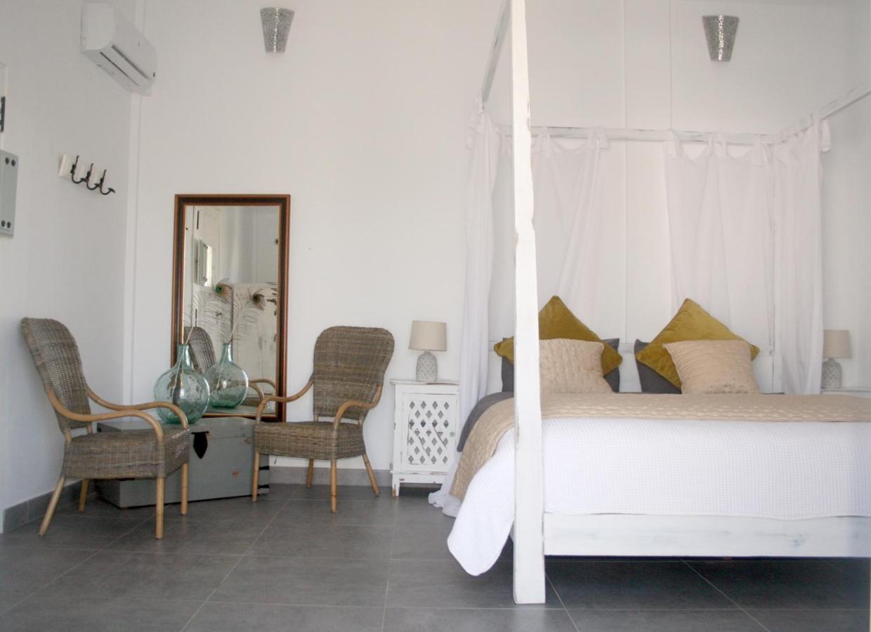 Hotel La Pluma Iznájar Exteriér fotografie
